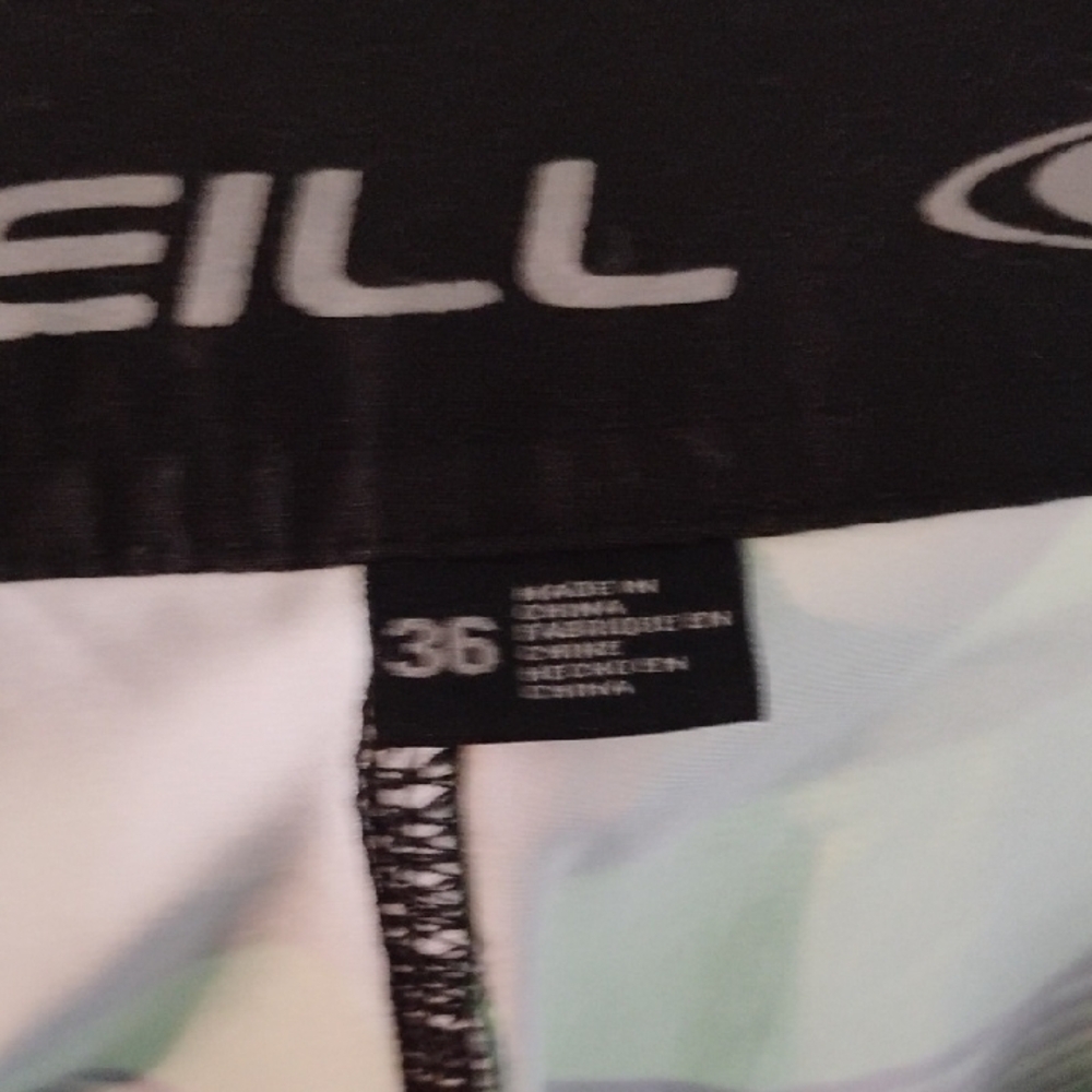 O'Neill Lime and Charcoal Board Shorts - Picture 4 of 4